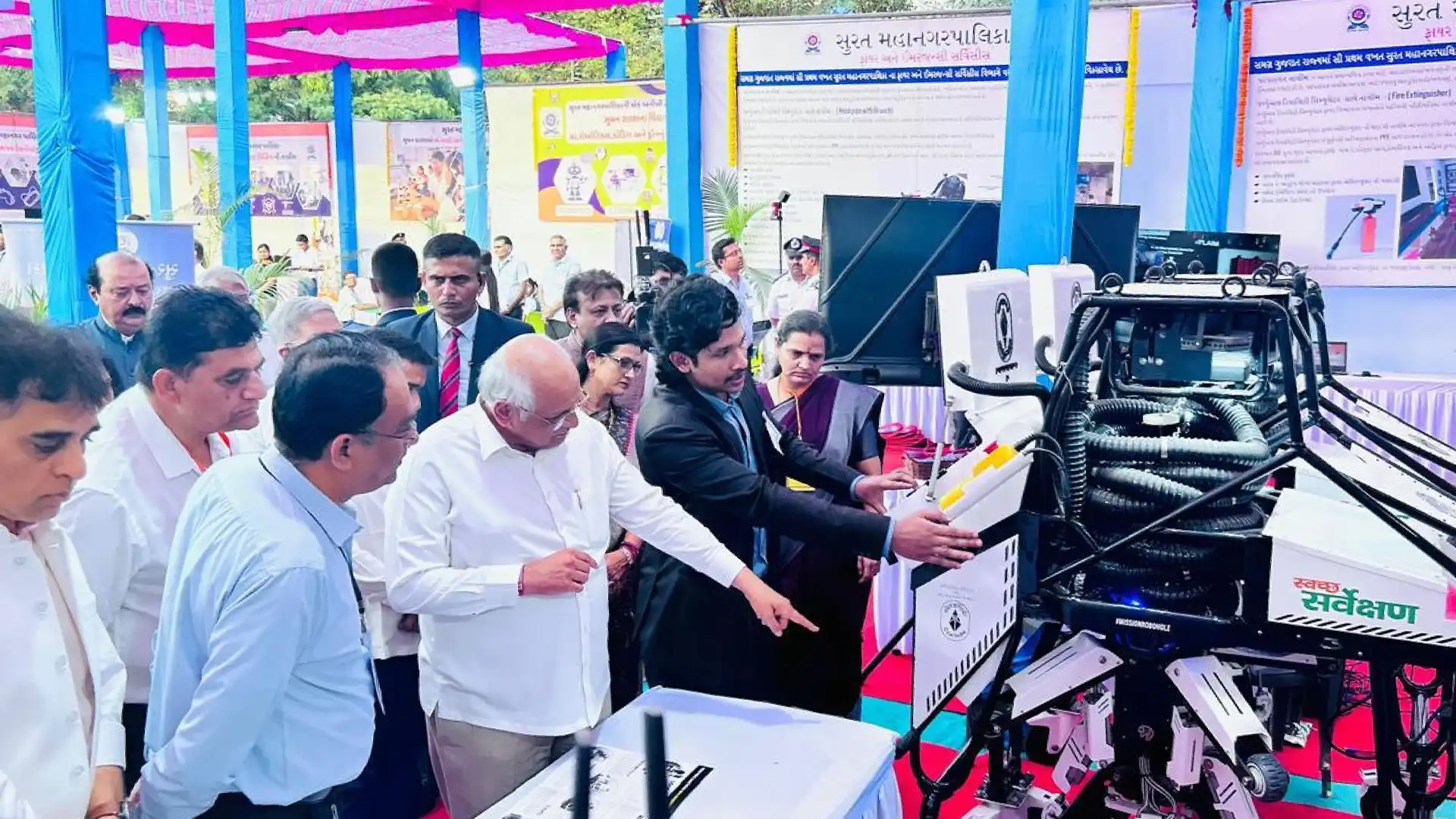 Gujarat’s Vision for Progress: Advanced Technology in Action